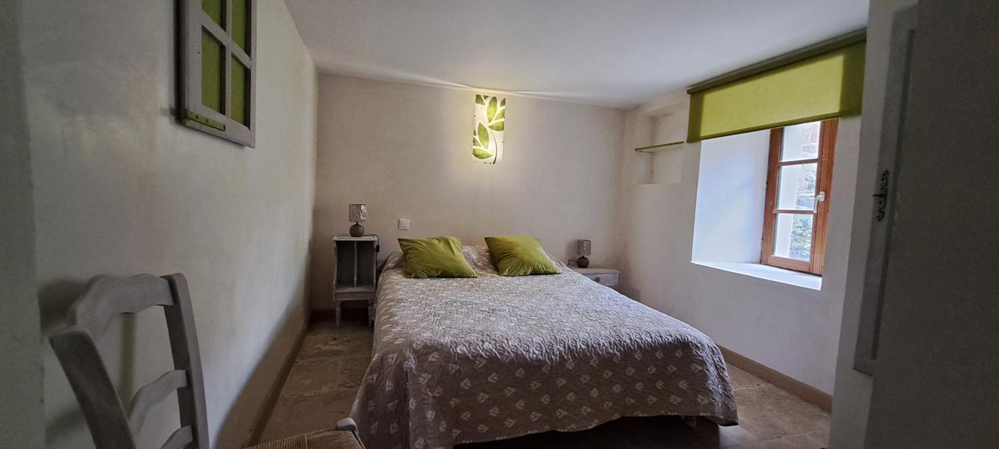 Chez Maxime Apartment Fraissinet-de-Fourques Bagian luar foto