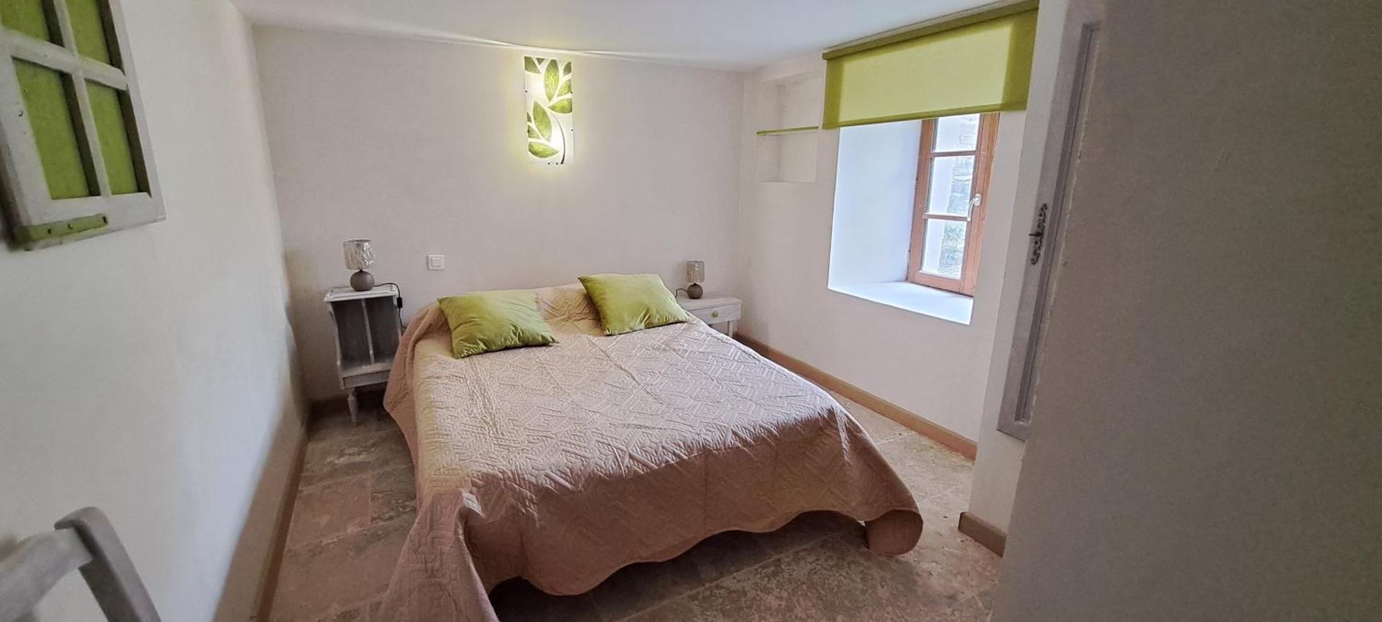 Chez Maxime Apartment Fraissinet-de-Fourques Bagian luar foto